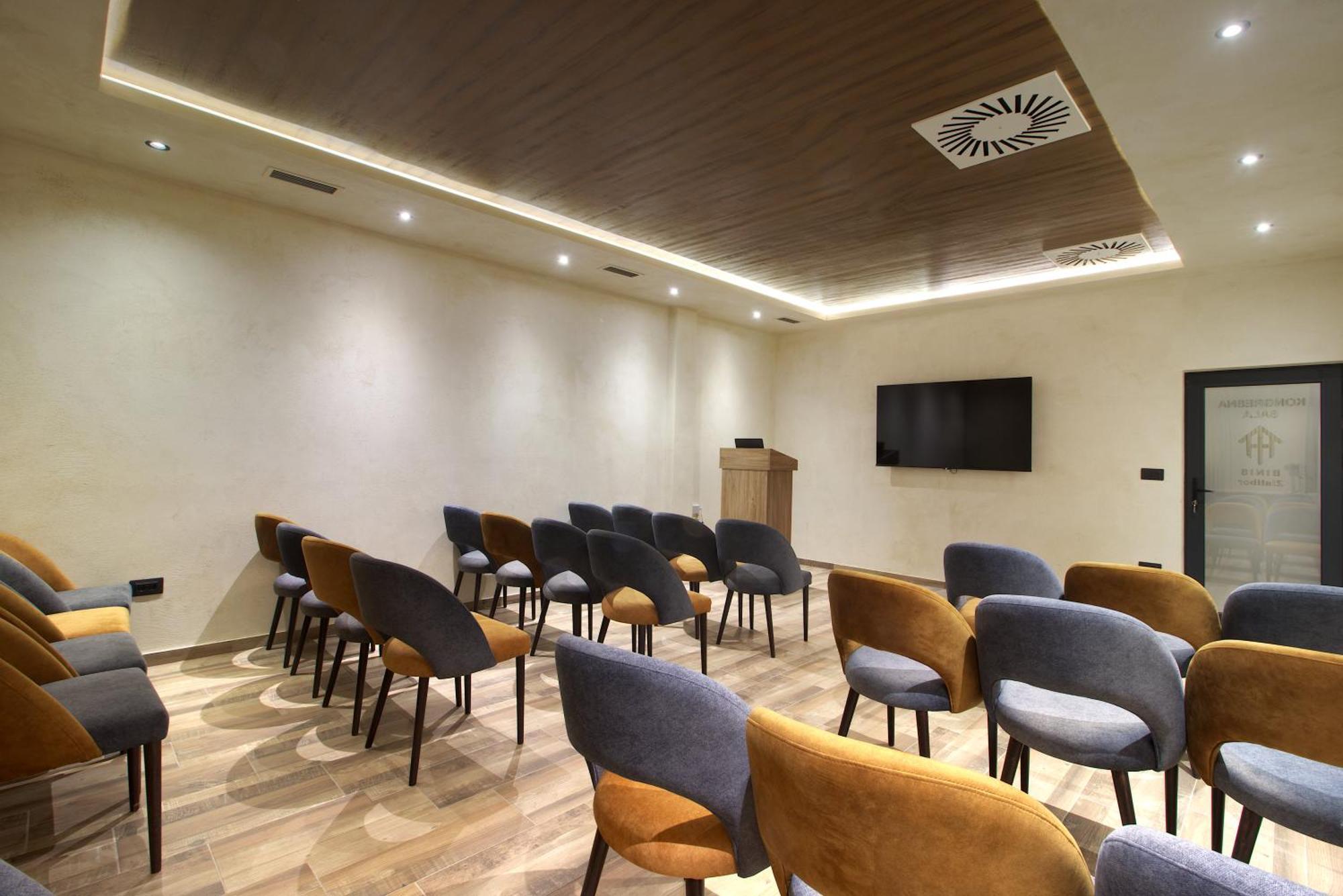 זלאטיבור Apart Kompleks Binis מראה חיצוני תמונה